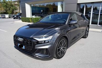 Audi Q8 55 TFSI e quattro tiptronic S-LINE IV...