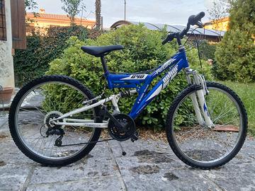 BICICLETTA MOUNTAN BIKE 24" MTB REGINA DAKAR
