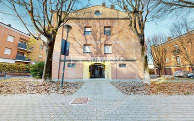 AMPIO TRILOCALE RISTRUTTURATO IN CENTRO