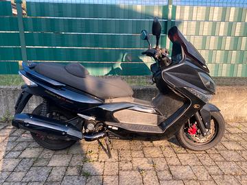 Kymco xciting R 300