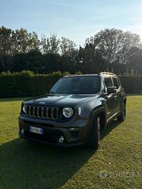 JEEP RENEGADE PARI AL NUOVO