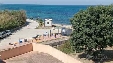 Luminoso trilocale a 50 metri dal mare