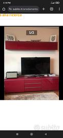 Parete attrezzata porta TV completa rossa gratis