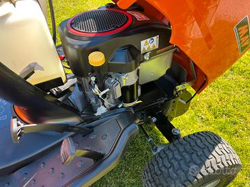 Trattorino tosaerba stihl