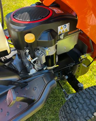 Trattorino tosaerba stihl