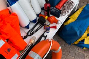 Giubbotti salvataggio anulare parabordi accessori