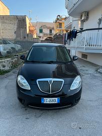 Lancia ypsilon 1.3 multijet 75 cv