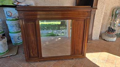 Specchiera con intarsi 