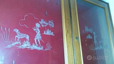 MOBILE SOSPESO CON VETRINA DECORATA mis 141x99x20