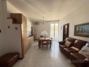 4 LOCALI A SANTERAMO IN COLLE