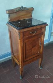 Comodini Antichi con marmo