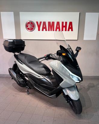 Honda Forza 350 pearl white