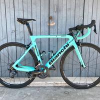 Bici da corsa Bianchi Aria carbonio