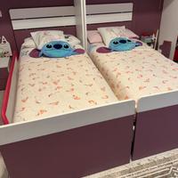 Letti completi di struttura e materasso