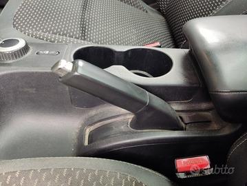 Leva freno a mano NISSAN QASHQAI DCI 2010