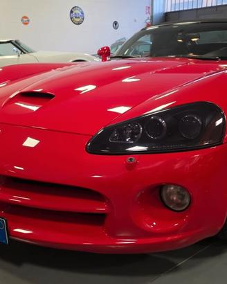 Dodge Viper SRT 10 2004