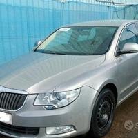 SKODA SUPERB 2008