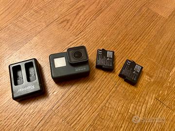 GoPro Hero 5 Black con due batterie Acrion Cam