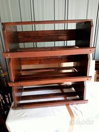 Cantinetta porta vini.