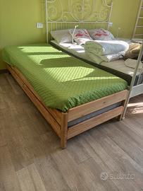 Divano letto matrimoniale con materassi Ikea Utake