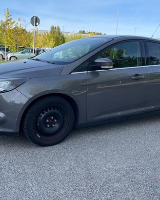 Ford Focus 1.6 EcoBoost * PROBLEMA MOTORE