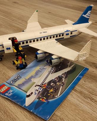 SET LEGO CITY AEREO PASSEGGERI 7893. Completo + is