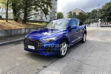 AUDI Q5 SPB 40 TDI quattro S tronic Business Advan