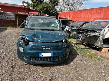 Fiat 500 500e Berlina 42 kWh Passion