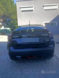 Citroen C4 praticamente nuova.