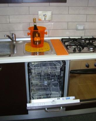 Cucina completa SCIC con elettrodomestici