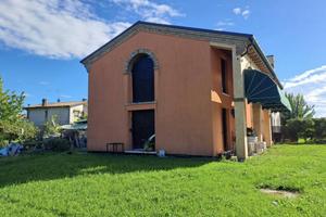 Immobile in asta di 259 m² con 3 locali e box auto