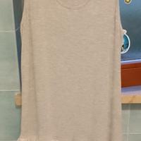 abito elegante di boutique da ragazza 