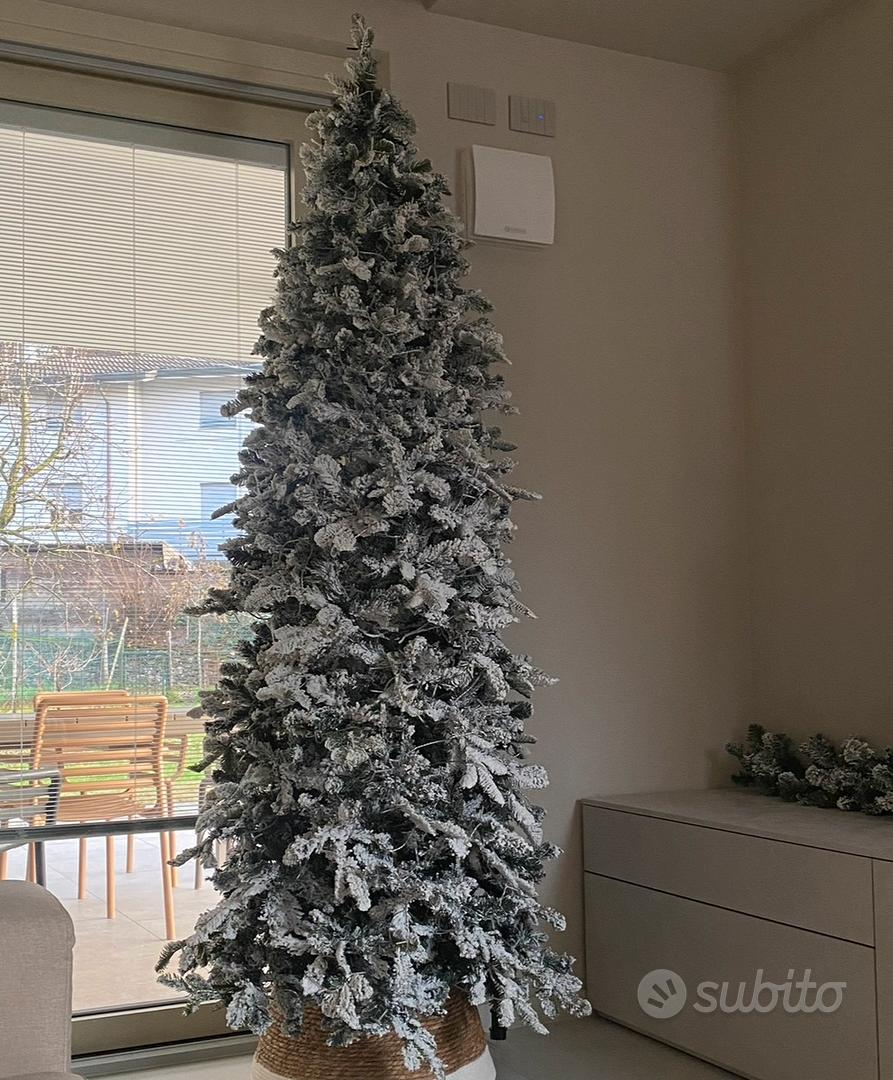 Albero di Natale innevato Slim 210 cm - Arredamento e Casalinghi