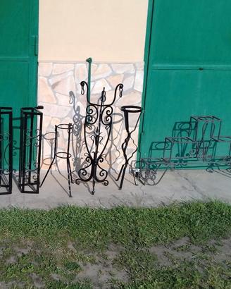 Fioriere modelli vari in ferro battuto, robuste