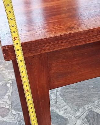 Tavolino in legno
