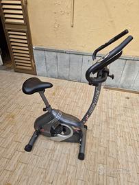 Cyclette e panca addominali