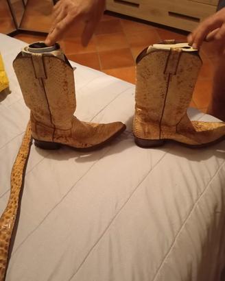 Stivali e cintura di pitone quasi nuovi