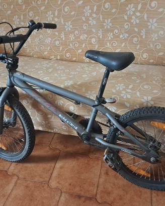 BICI BMX UMF BRAD Three