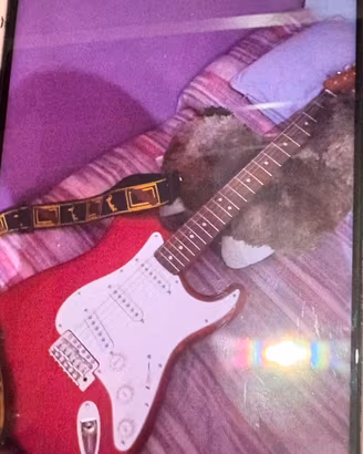 Squier Classic Vibe Stratocaster Candy Apple Red