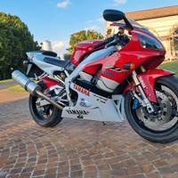 Yamaha YZF R1 - 1999