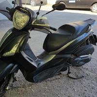 Piaggio Beverly 350 POLICE DEL 2017 USATO