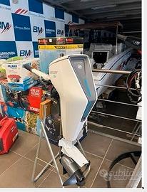 Motore Fuoribordo Elettrico Waldbeck Barracuda 24V - 5 Marce Avanti E 2 Retro