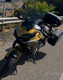 BMW F 900 XR