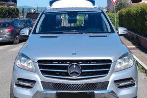 Mercedes-Benz ML 250 bt Premium 4matic 