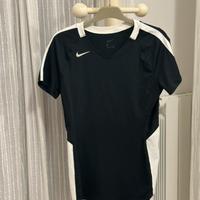 Maglia sportiva Nike nera con inserti bianchi