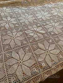 Copritavolo incinetto