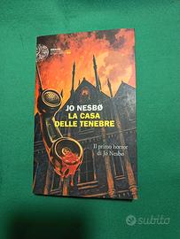 Libro la casa delle tenebre