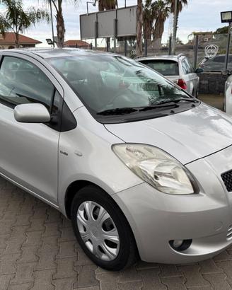Toyota Yaris 1.4 Diesel SOL - 2009