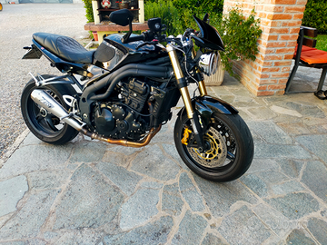 Triumph Speed Triple 1050