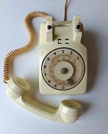 Telefono vintage color crema